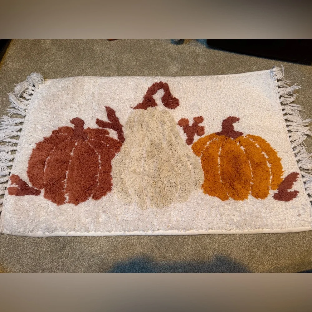 Festive Pumpkin Rug - Picture 1 of 3
